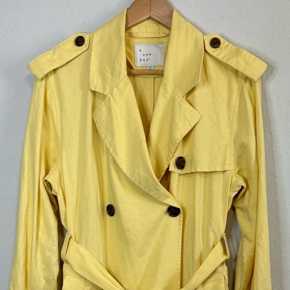 New Day Women's Yellow Linen Blend Double Breasted Belted Trench Coat Size Small - Picture 3 of 11